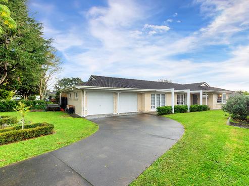 15 Barnhill Crescent, Pahurehure