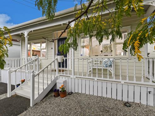 34 Roslyn Terrace, Devonport