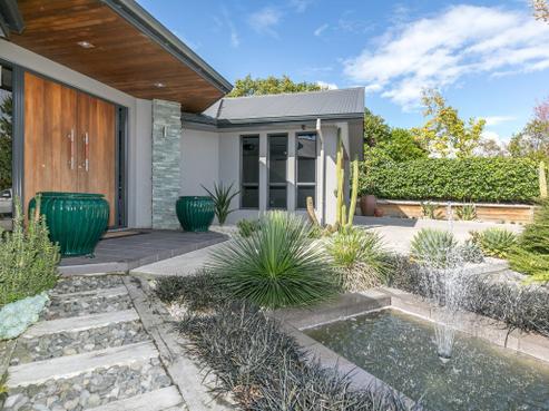 1B Harrowfield Drive, Harrowfield