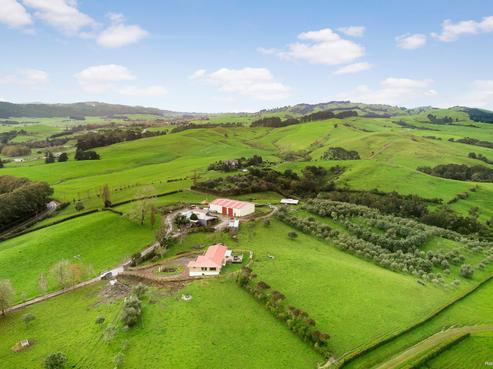 1363 Kaiaua Road, Mangatangi