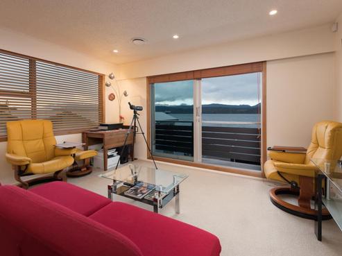 2/271 Karaka Bay Road, Karaka Bays