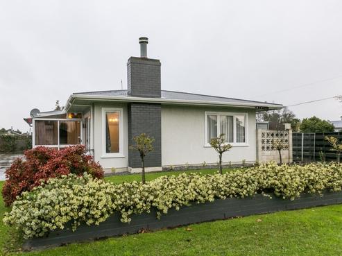 1/709 Pakowhai Road, Frimley