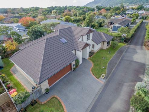 1 Koromiko Glen, Waikanae