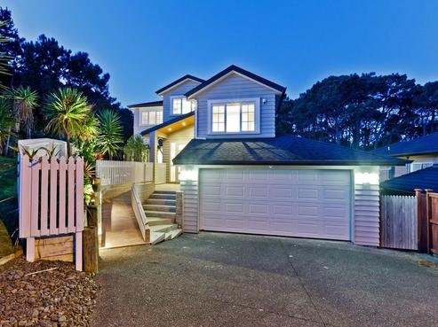35 Silver Moon Road, Albany Heights