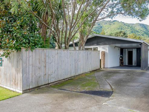 35A Pehi Kupa Street, Waikanae