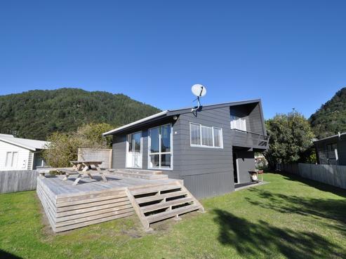 32 Pauanui Beach Road, Pauanui