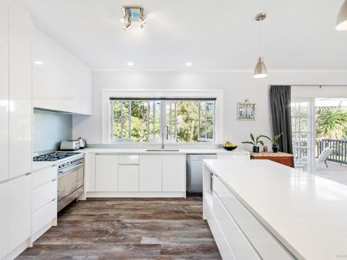 1644 Great South Road, Ramarama