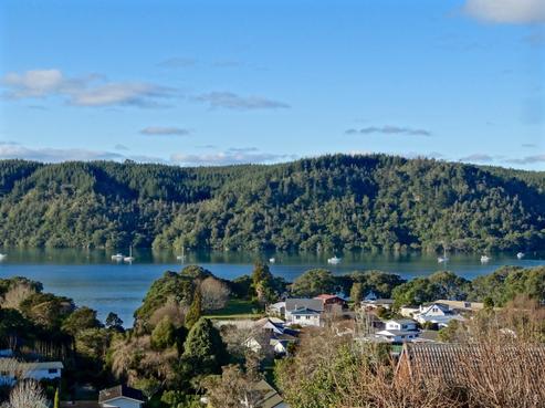 140 Tirohanga Drive, Whangamata
