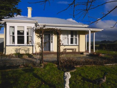 281 Ferry Road, Richmond