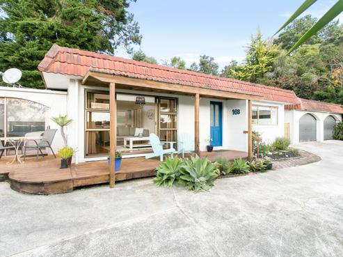 16B Hollyhock Place, Browns Bay