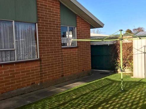 2/39 Churchill Avenue, Allenton