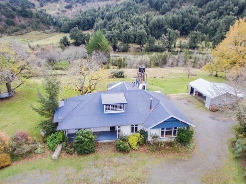1759 Inland Road, Lyford