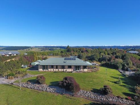 117 Totara View Road, Wakefield