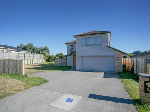 51 Alpers Ridge, Leamington