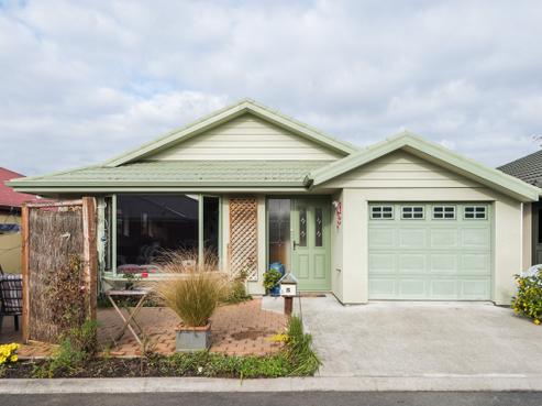 5 Ivy Crescent, Richmond
