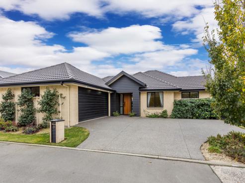 21 Bernice Crescent, Yaldhurst