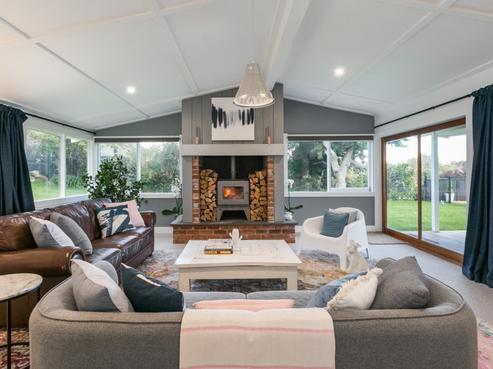 8 Selwyn Road, Havelock North