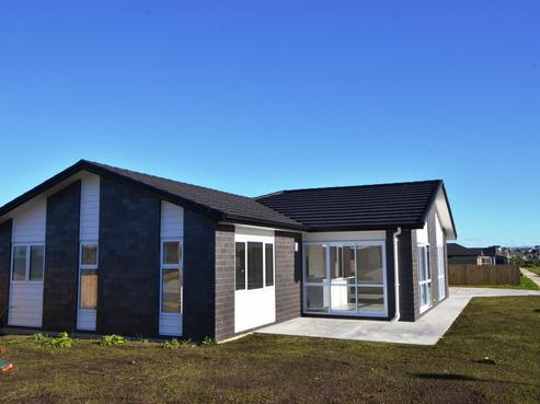 15 Tomairangi Crescent, Pukekohe