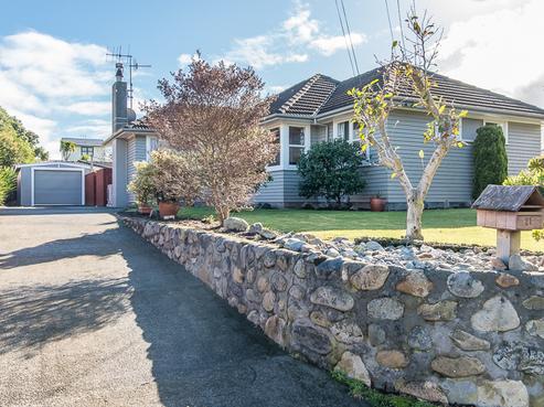 21 Michael Road, Paraparaumu Beach