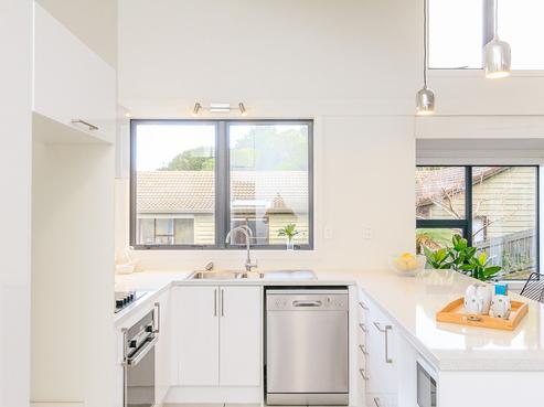 58 Acacia Avenue, Maungaraki