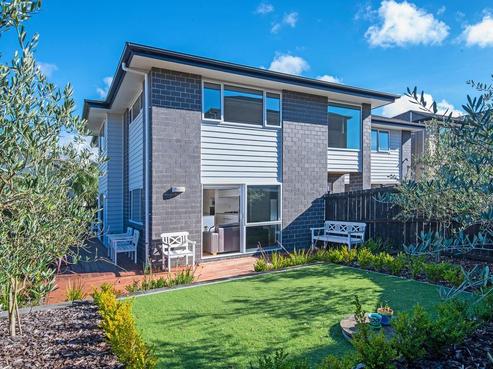 38 Sohlue Place, Oteha