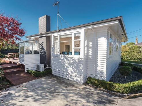 52 Braid Road, Saint Andrews