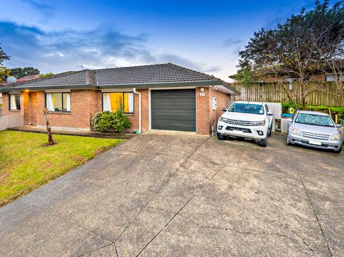 67 Robert Skelton Place, Clendon Park