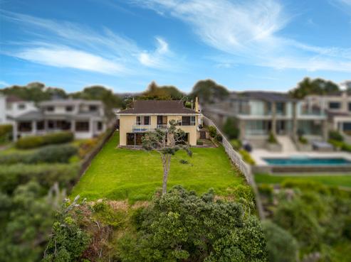 38 Cliff Road, Torbay