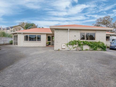 140 Langdale Avenue, Paraparaumu