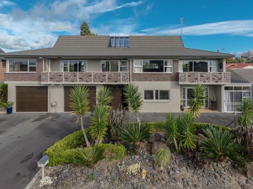 13 Wilfred Street, Saint Andrews