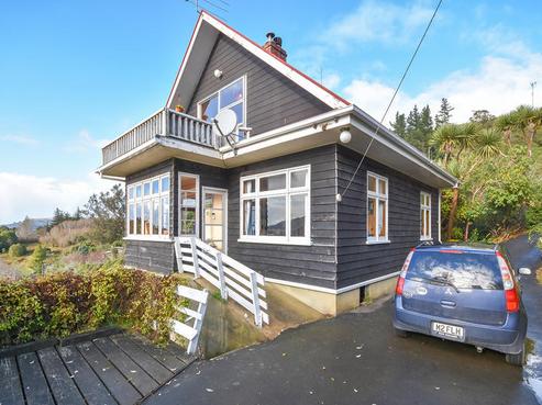 28 Coombe Hay Terrace, Careys Bay