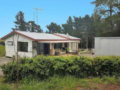 2037 Taihape Road, Sherenden