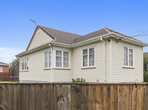 32 Burcham Street, Taita