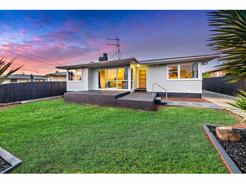 37 Clayton Avenue, Otara