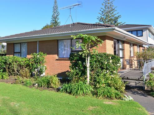 1/19 Motuora Road, Manly