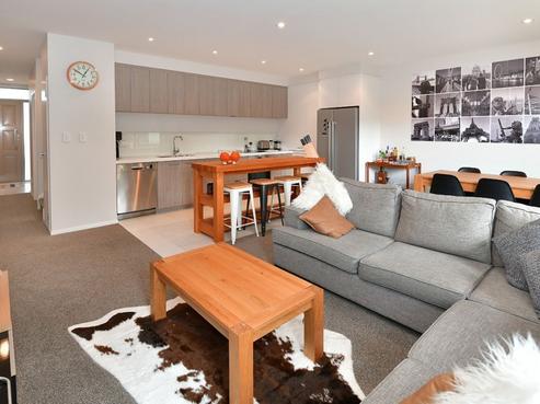 299 Millwater Parkway, Silverdale