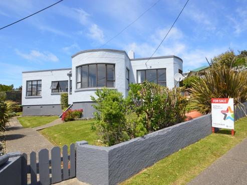 32 Gregory Street, Bluff