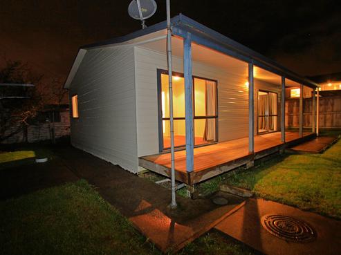 13 Brains Road, Kelston