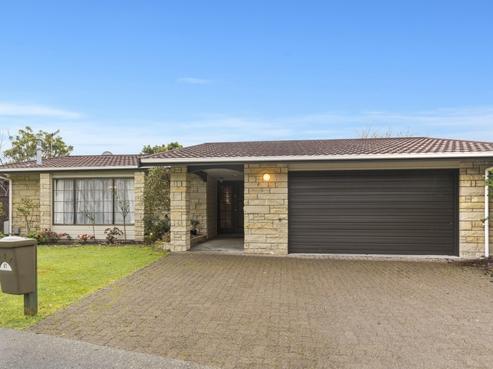 41 Waddington Drive, Naenae