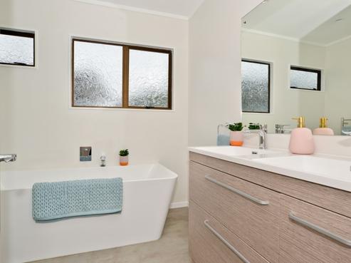 4 Homestead Place, Glenview