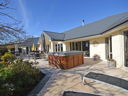 272 Landsborough Road, Fairview