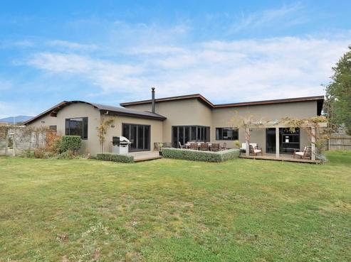 10 Mayer Crescent, Wakefield