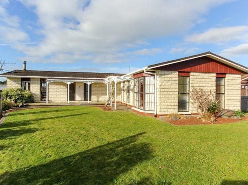 54 Heta Road, Highlands Park