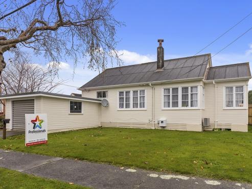 2 Avery Grove, Boulcott