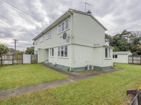 11 Mahoe Street, Levin