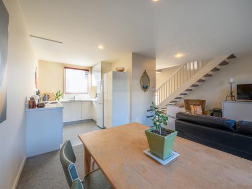 9/16 Derby Street, Saint Albans