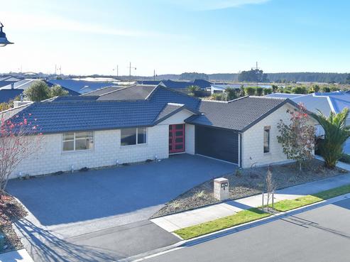 4 Pipi-wai Street, Pegasus