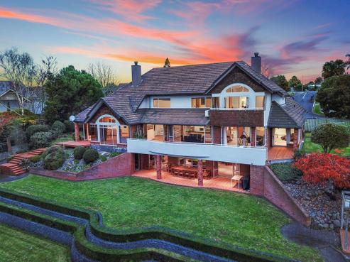 10 River Oaks Place, Pukete