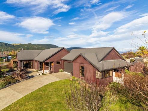 104 Lisland Drive, Kinloch