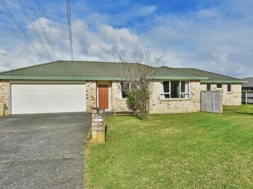 19 Takatu Place, Takanini